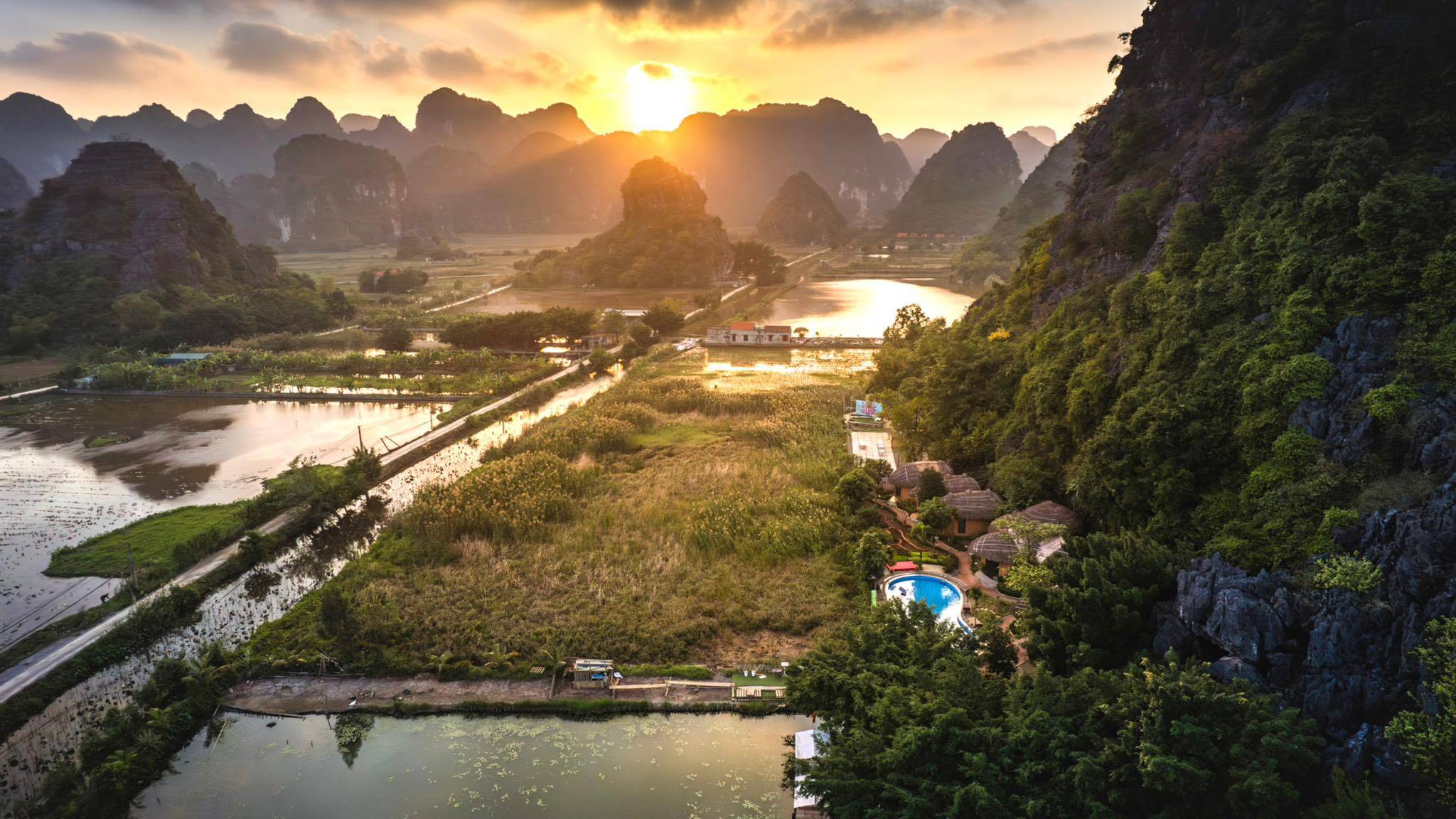 415509020_277221515365020_3480492939333997090_n SoNa Resort Ninh Binh (Copy)